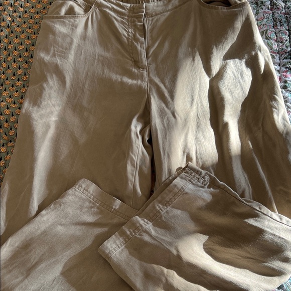 JJill Casual Tan Cropped Pants - Picture 2 of 7